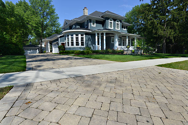 Best Driveway Paving Company  in University Gardens, NY